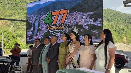 En la cancha cubierta del sector Cantzama Bajo se llevó a cabo la sesión solemne conmemorativa.