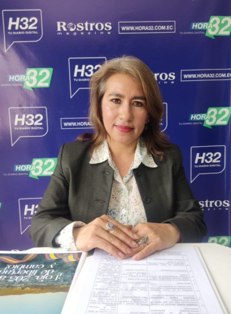 Lucía Rivas Jiménez, directora del Área de Ciencias Sociales, invita a participar de manera activa en las fiestas tricentenarias.