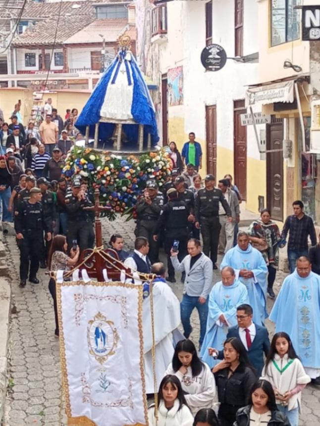 Este domingo, 11 de octubre de 2026, en la parroquia El Cisne, hubo un pregón.